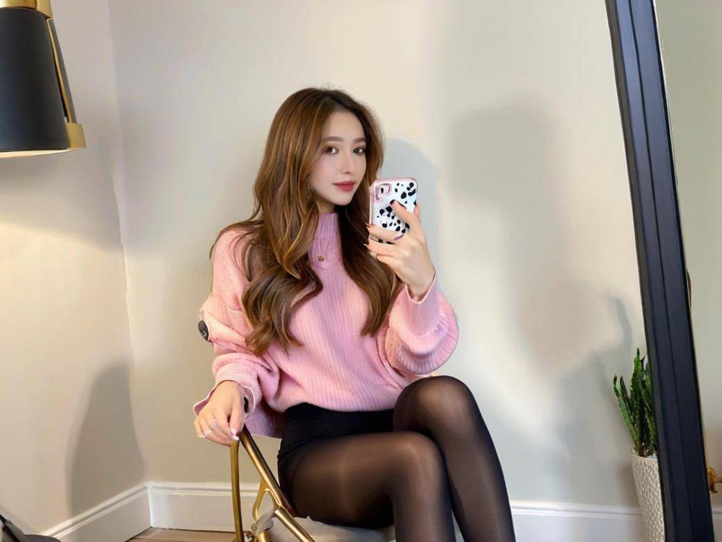 开心一刻：我带女友去郊外玩，看到了好多可爱的小蝌蚪，于是……